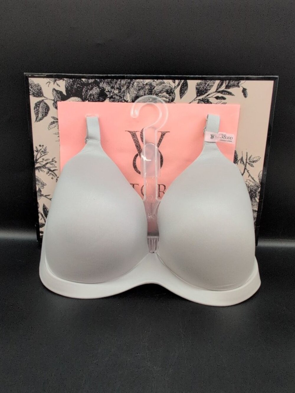 Victoria Secret Infinity Flex Lightly Lined Wireless Plunge Bra 38DDD Silver